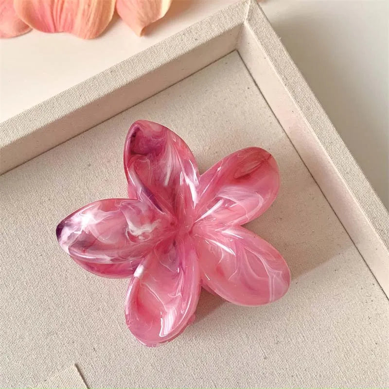 HairOra FloraClip – Elegant Floral Hair Clip