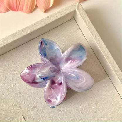 HairOra FloraClip – Elegant Floral Hair Clip